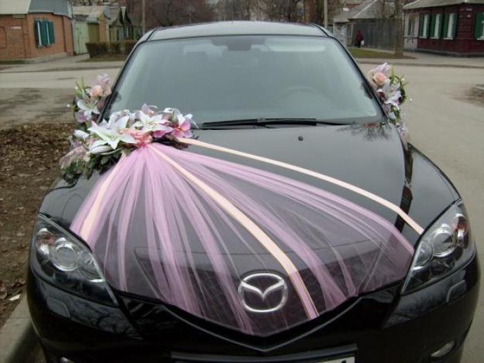 Как со вкусом украсить автомобиль на свадьбу