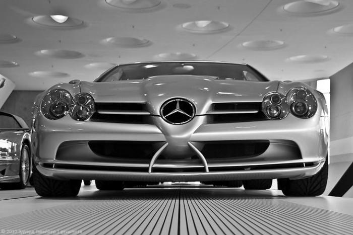 Что символизирует звезда на логотипе Mercedes Benz
