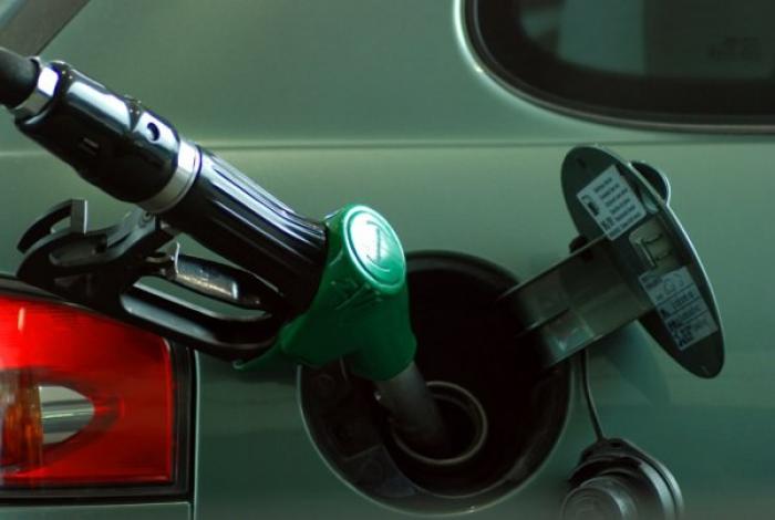 Как изменится цена на бензин осенью