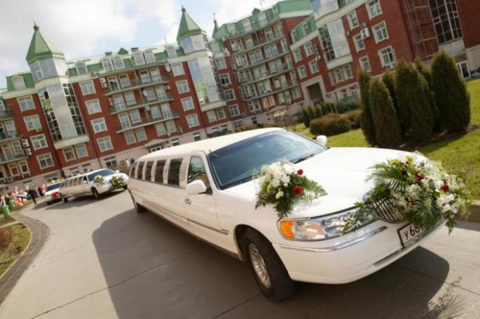 Где взять автомобили на свадьбу